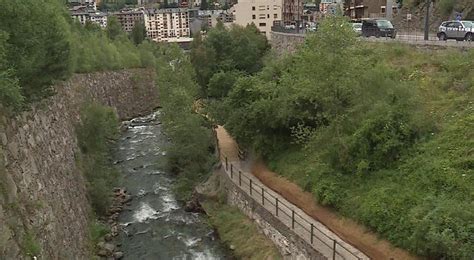 El Vial De La Massana Comen Ar A Agafar Forma A La Tardor