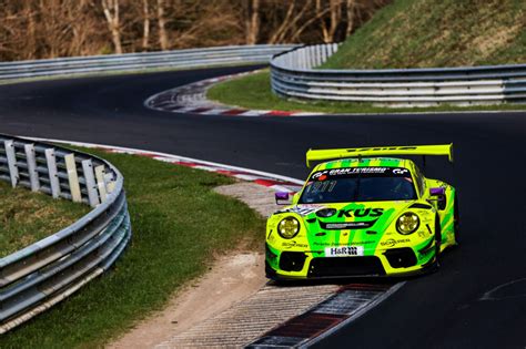 Vorschau Stunden Rennen N Rburgring Porsche Peilt Mit Dem Gt R