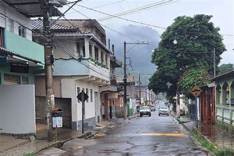 Casal Mantido Ref M Por Bandidos Durante Madrugada Em Belis Rio