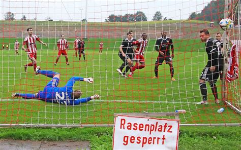 Fu Ball Saarlandliga Sv Hasborn Siegt Mit Gegen Den Sv Saar