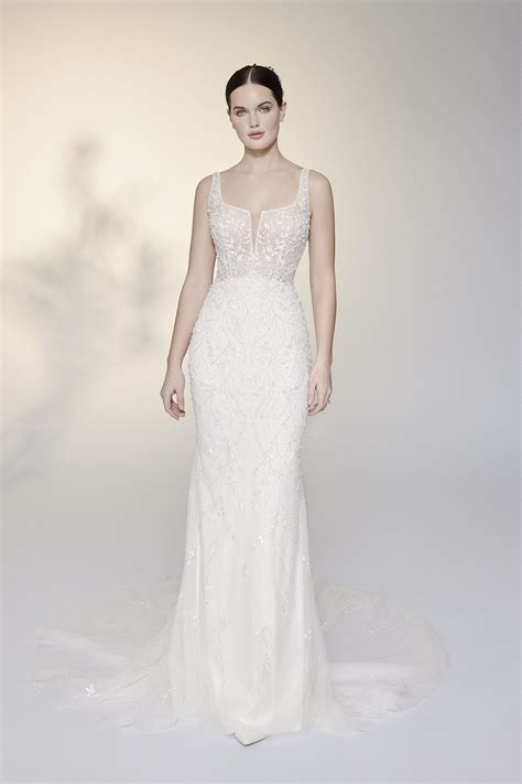 Wedding Dress Trends Perfect For Your Or Wedding Laura