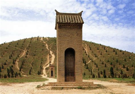 Why China Keeps Its Pyramids a Secret | Pyramids, Pyramids of giza ...