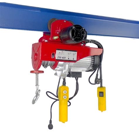 News - What are Hoists Used for?