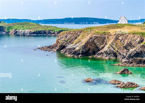 France finistere crozon peninsula crozon hi-res stock photography and ...