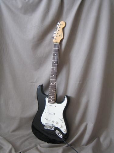 Black Strat With Rosewood Fingerboard Pickguard Color Telecaster Guitar Forum