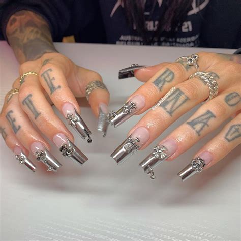 Đaộ Vo On Instagram “chrome Hearts ⛓⛓ Kiaraskynails Silver Lining