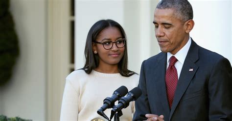 Why Sasha Obama Wasnt At President Obamas Farewell Address Teen Vogue