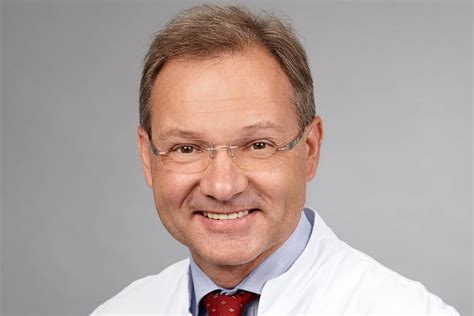 Prof Dr Thomas Marth Neuer Chefarzt Für Innere Medizin Am Drk