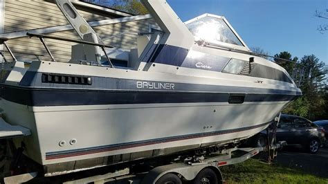 Bayliner 2650 1986 For Sale For 6250 Boats From