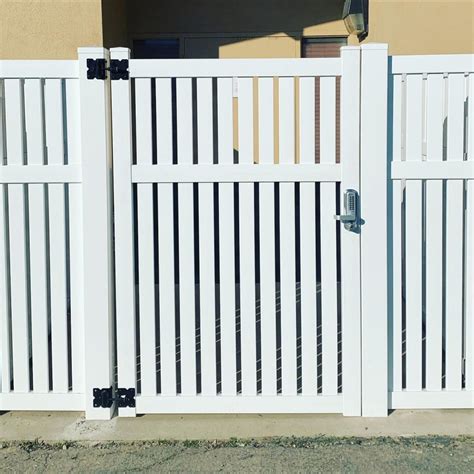 Semi Privacy Gates Vinyl Craft