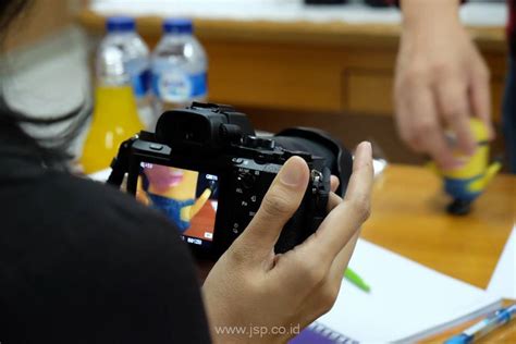 Cara Membuat Foto Bokeh Dengan Lensa Kit Jsp Jakarta School Of