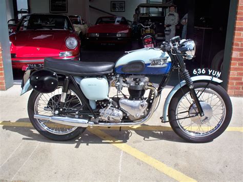 Triumph Bonneville T120 ˆ Fully Restored Pre Unit Matching Nos For