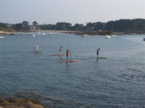 Balade en stand up paddle à Perros Guirec Stand up paddle session in