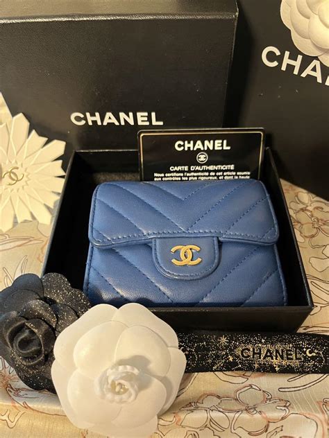 枚数限定 人気カラーCHANEL 三つ折りコンパクト財布 シャネル 三つ折り財布シェヴロン ミニウォレット コンパクト