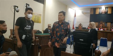 Terbukti Terima Rp Juta Heryandi Dan Basri Divonis Tahun Penjara