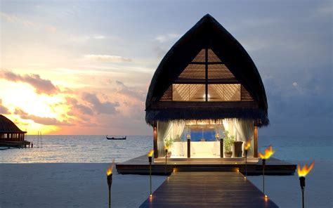 Fonds d écran Maldives bungalows lumières mer plage crépuscule