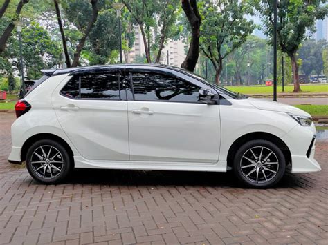 First Drive All New Toyota Agya Ini Beda Yang Lcgc Dan Gr Sport