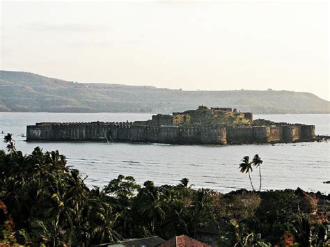 6 Picturesque Sea Forts In Maharashtra India