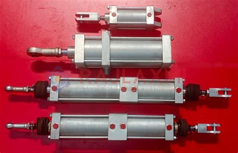 Customized Hydraulic Cylinder Rajlaxmi Hydraulics Engineering Pvt Ltd