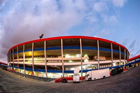 Rei Pelé 50 anos quando Alagoas virou um estádio al ge