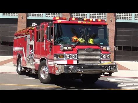 Glendale Fire Dept Engine Responding Youtube