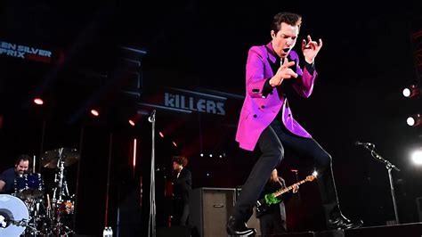 The Killers tocó por primera vez en vivo su más reciente single Your