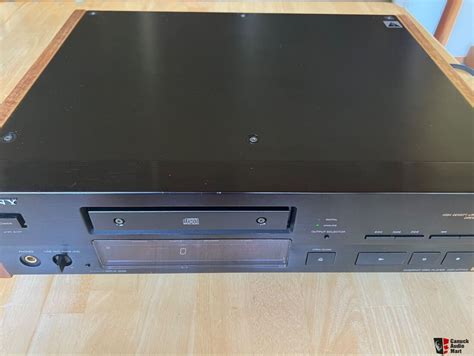 Sony Cdp X Es Cd Player Photo Canuck Audio Mart