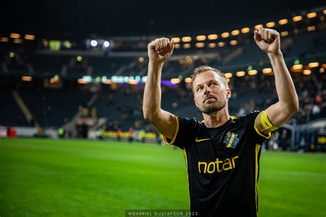 Aik Malm Ff Aik S Sebastian Larsson Efter Flickr