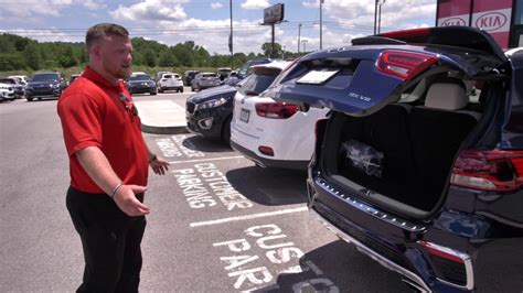 Using Kia S Smart Power Liftgate Quick Simple Walkthrough Parkside Kia