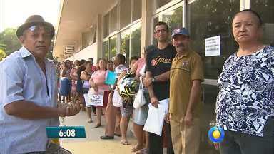 Bom Dia Paraíba Pacientes enfrentam longas filas para conseguir