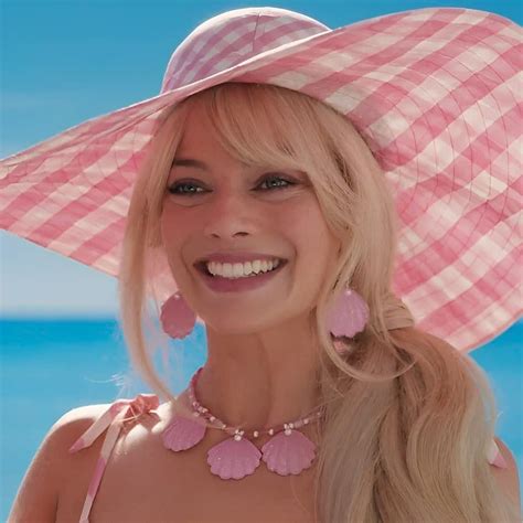 Barbie Filme Margot Robbie Ganha Novo Trailer Images And Photos