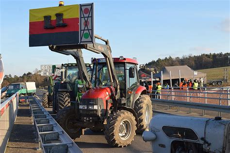 Bei Der Bundesdeutschen Protestaktion Der Landwirte Am 8 Januar 2024