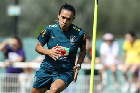 Brasil Estreia Na Copa Sem Marta Pela Primeira Vez Desde 2003