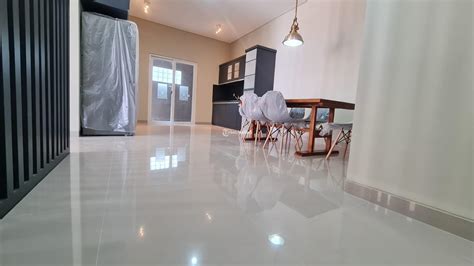 Jual Rumah Baru Lantai Full Furnished Jl Kaliurang Km Lt M