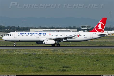 TC JRZ Turkish Airlines Airbus A321 231 Photo By Wolfgang Kaiser ID