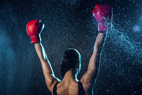 Onlyfans Model Daniella Hemsley Celebrates Kingpyn Boxing Win By