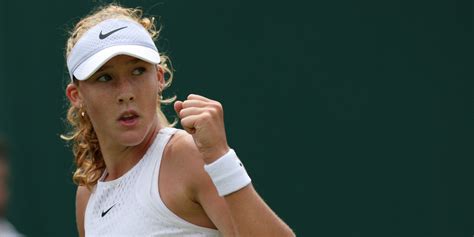 Wimbledon à 16 ans Mirra Andreeva est la nouvelle joueuse à suivre