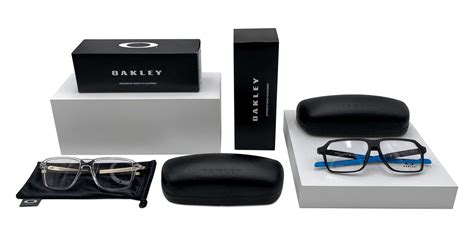 Oakley® Entranced Rectangle Eyeglasses Eurooptica