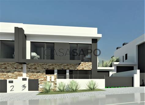 House Bedrooms Sale In Almada Charneca De Caparica E