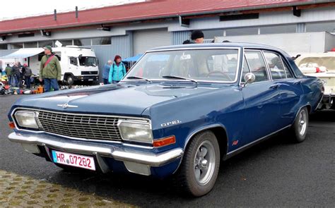 Opel Admiral B präsentiert auf der Technorama in Kassel im März 2015