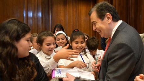 Alumnos Del Colegio Big Ben School Visitaron Casa De Gobierno