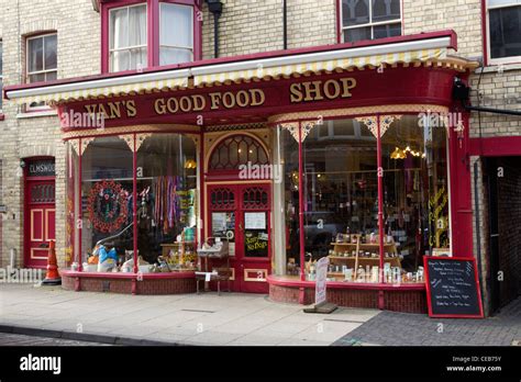 Vans Good Food Shop In Middleton Street Llandrindod Wells Stock Photo