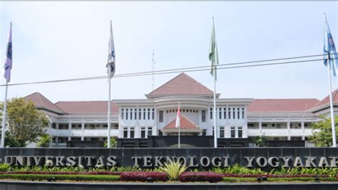 Biaya Kuliah Universitas Teknologi Yogyakarta Uty Yogyakarta Ta 20222023 Kelas Karyawan S1 S2