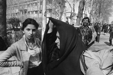 Historic Photos From Iran Show Protests For Womens Rights Photos U