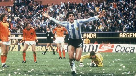 Diego Armando Maradona Vs Mario Alberto Kempes El Enfrentamiento De