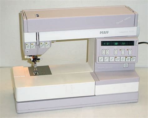 Pfaff Limited Edition Creative 1371 Computerized Sewing Machine EBay