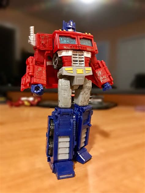 I present Transformers Siege Optimus Prime! : r/transformers