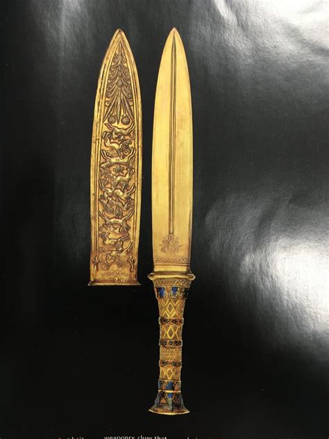 King Tutankhamuns Golden Dagger 3400 Years Old Rknifeclub