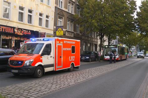 B54 Auffahrt gesperrt 2 Bus Unfälle in Dortmund 16 Menschen verletzt