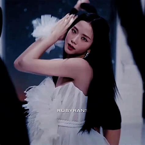 Jisoo edit Vídeo em 2024 Instagram Blakpink Princesas